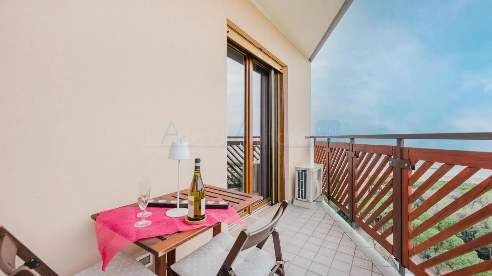 Residence Pineta Beach Lido di Jesolo 0*,  Italia